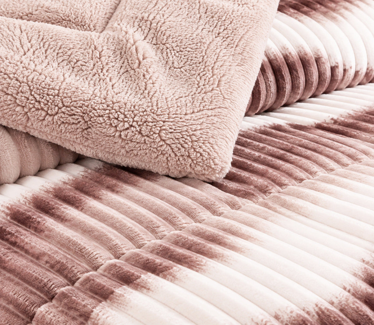Couvre-lit Sherpa Niara Beige