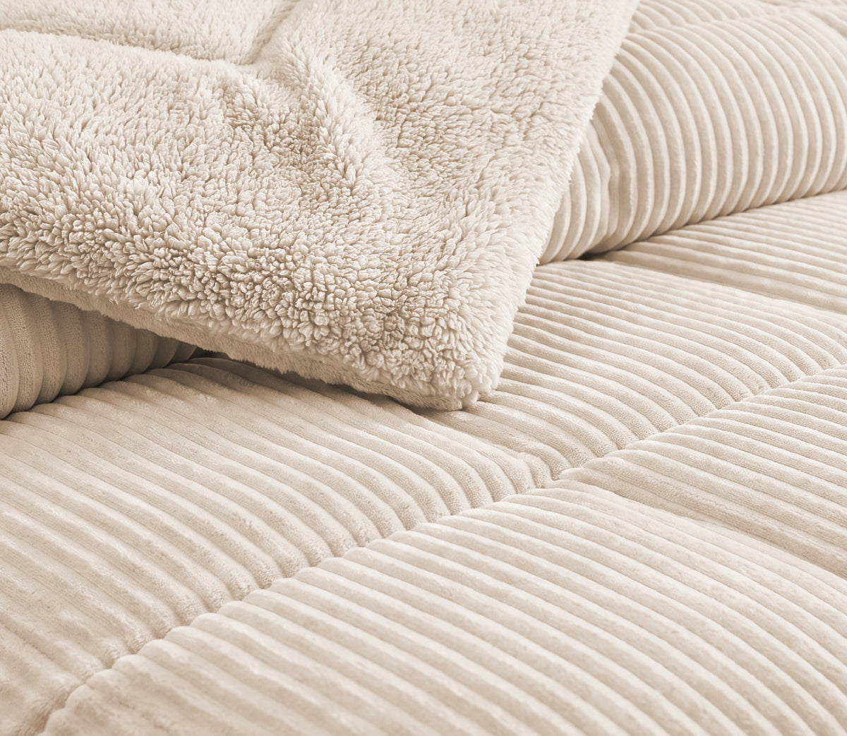 Couvre-lit Sherpa Rubi Beige